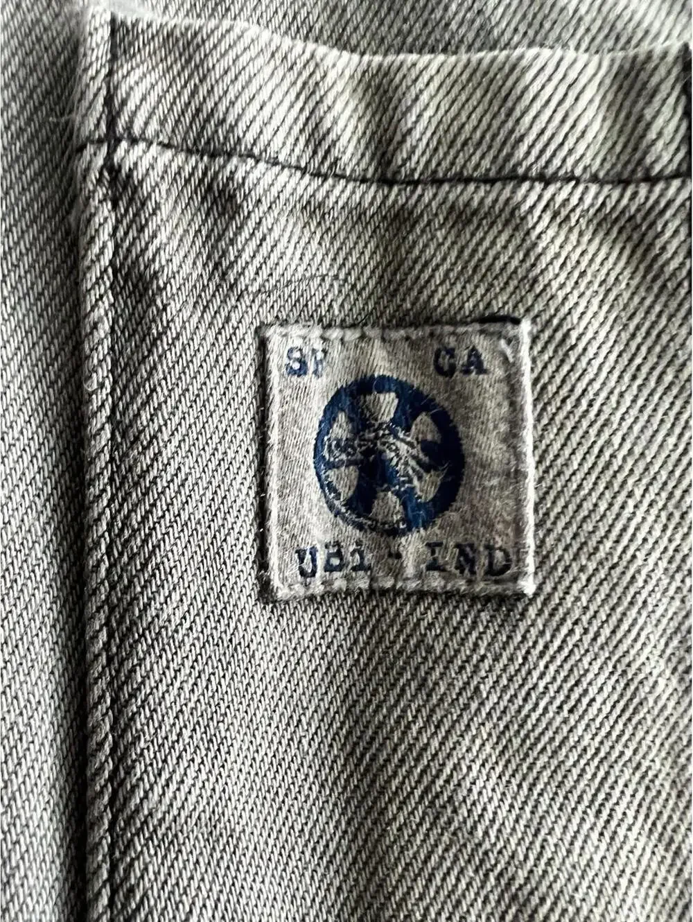 UBI-IND Denim San Francisco Denim Classic Apron Gray Raw Hem